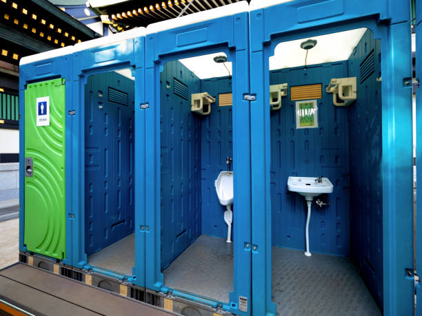 Portable Toilet Options We Offer in Loyalhanna, PA